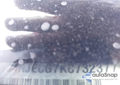 2019 Jeep Grand Cherokee Overland 4X2 z USA, uszkodzony, nr VIN 1C4RJECG7KC732377